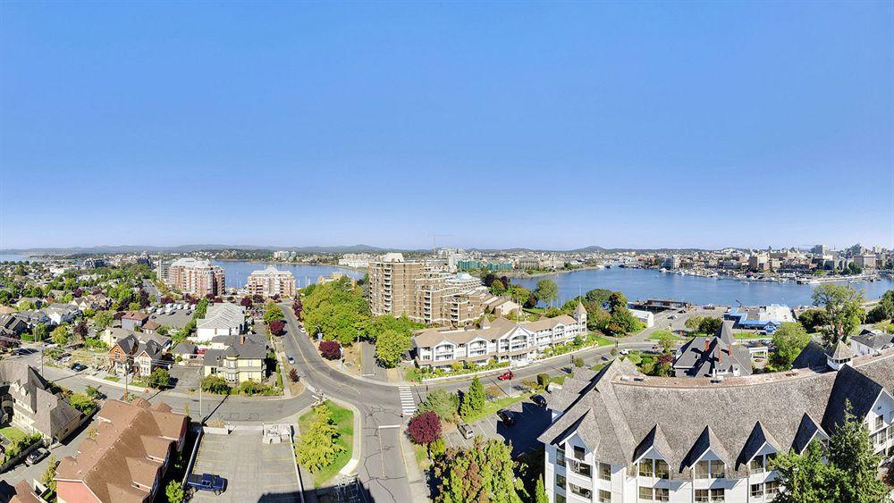 Harbour Towers Hotel & Suites Victoria Exteriör bild
