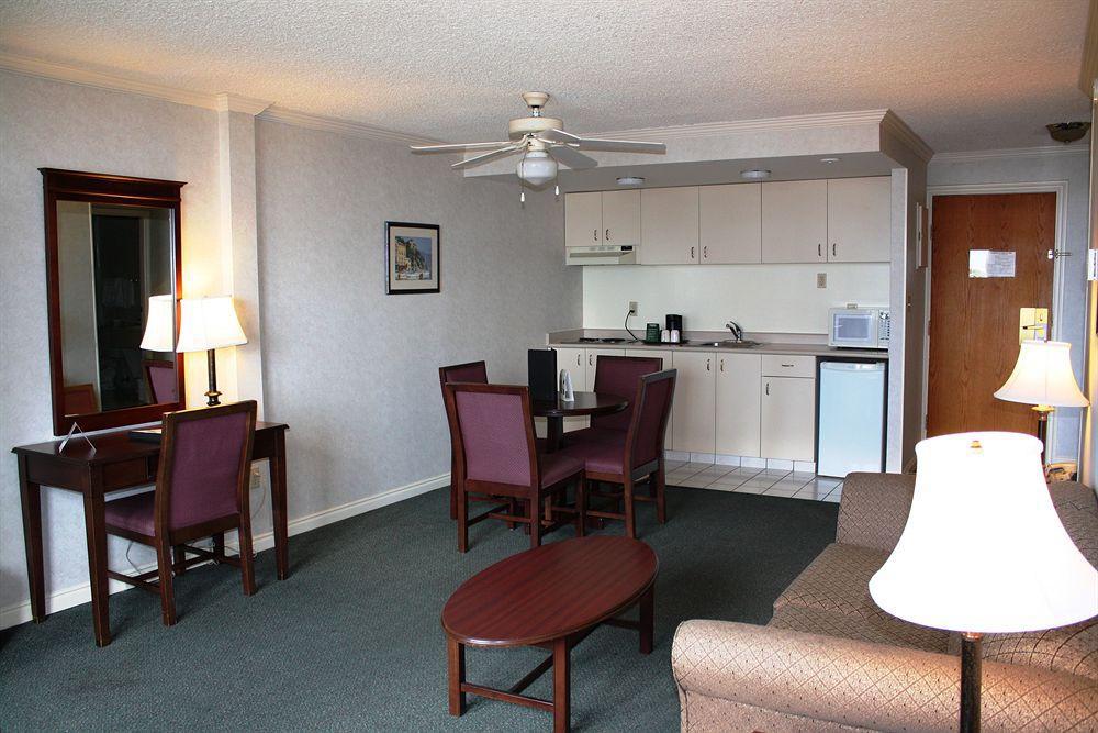 Harbour Towers Hotel & Suites Victoria Rum bild
